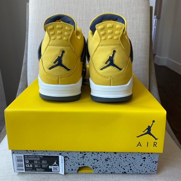Air Jordan 4 Retro - Picture 2 of 7